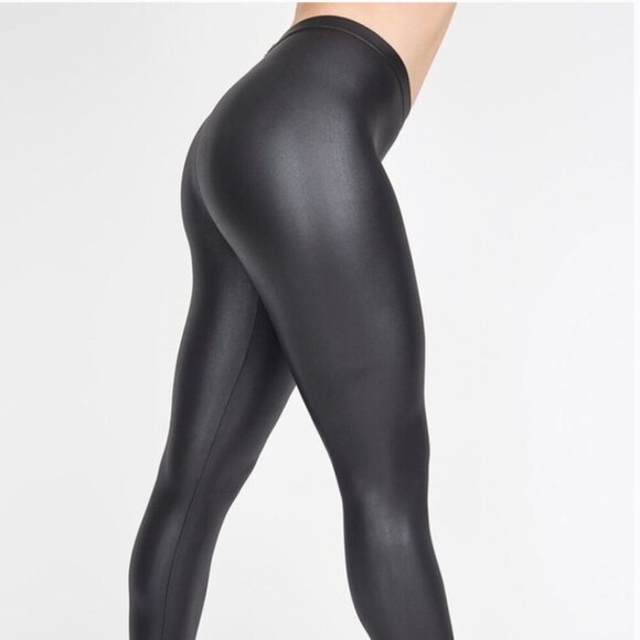 American Apparel Lamé Matte Black Leggings (NWOT) - Picture 4 of 13